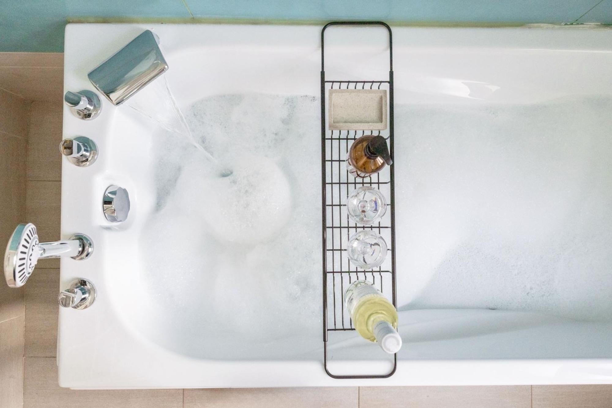 Wellness Retreat With Sauna & Jacuzzi - 1 Min To Opera بودابست المظهر الخارجي الصورة